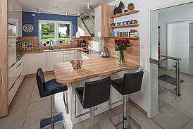 Haus Engelhardt Innenansicht Küche mit Sitzbereich
