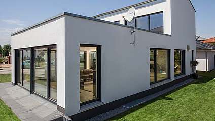 Haus Augstein Außenansicht Massivbau