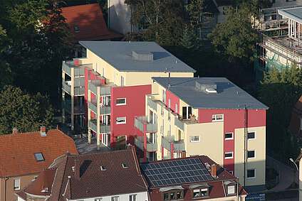 Aufgrund der massiven Bauweise ist das Mehrfamilienhaus eine gute Investition in die Zukunft