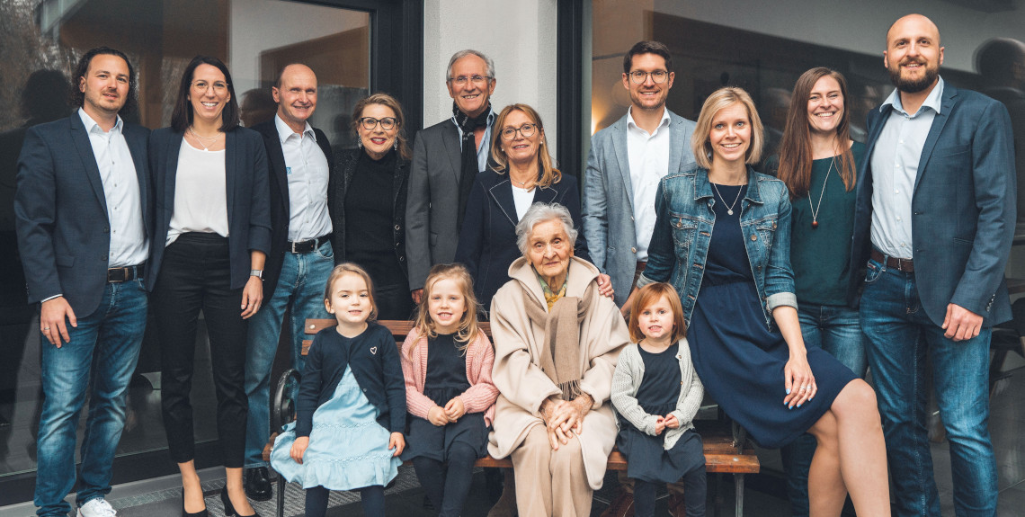 Gruppenfoto der Familie Reinhard